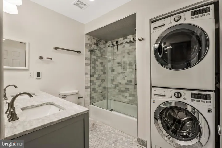 671 S Columbus Street, Alexandria, VA 22314