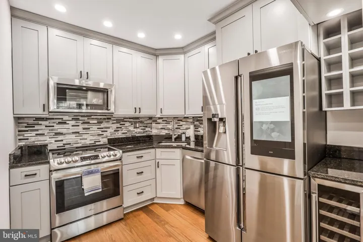 671 S Columbus Street, Alexandria, VA 22314