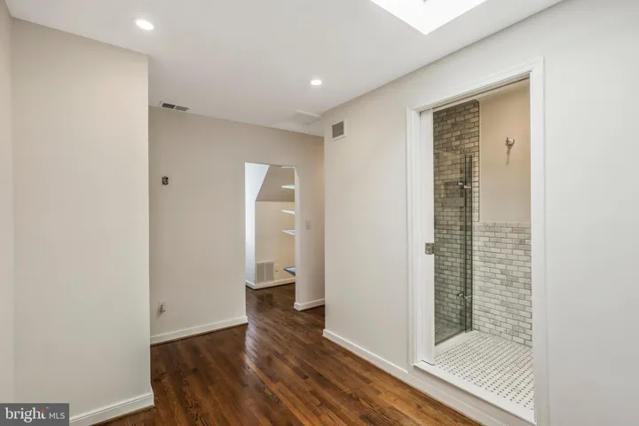 671 S Columbus Street, Alexandria, VA 22314