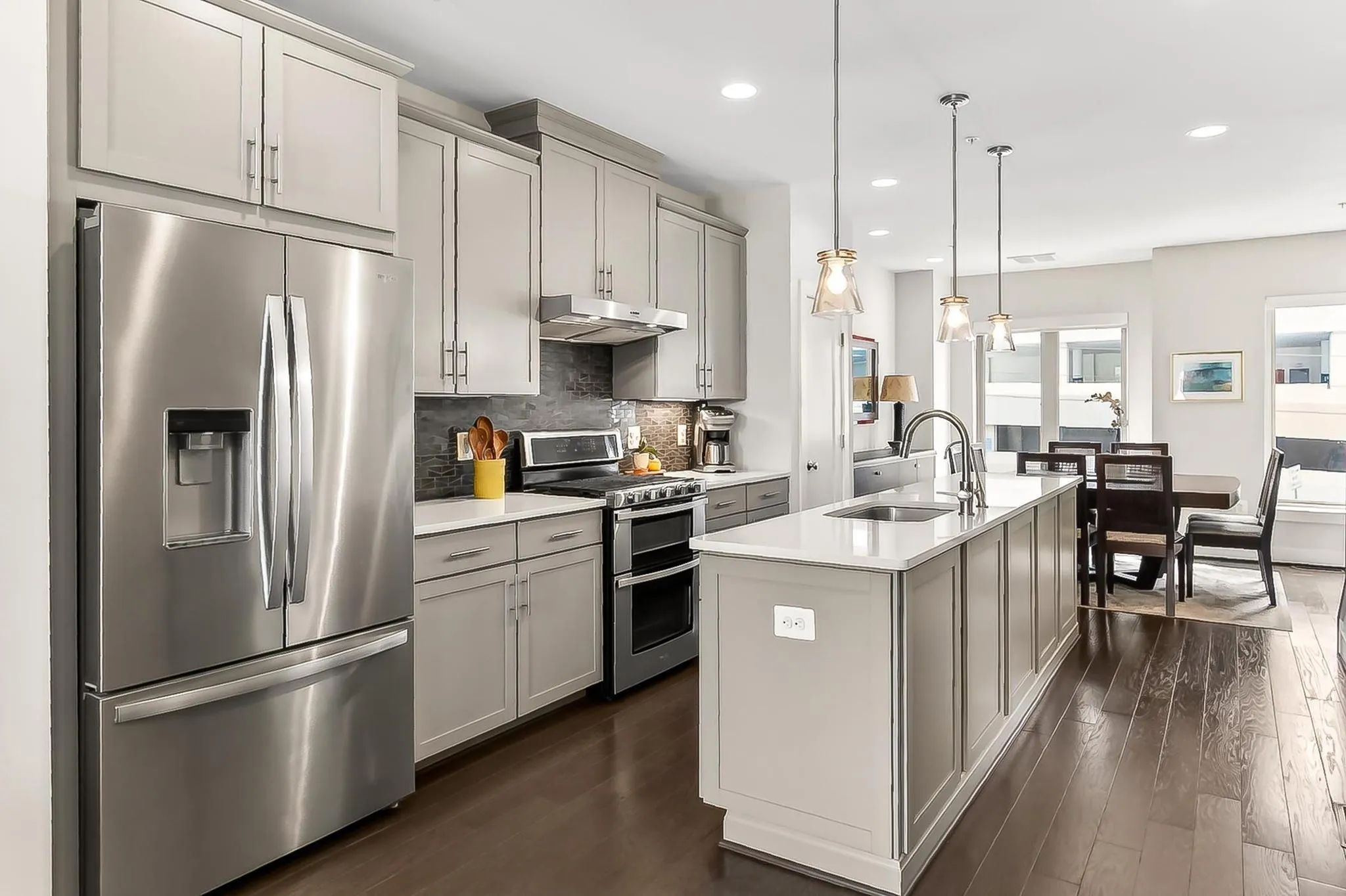 1910 CHAPMAN AVENUE, Rockville, MD 20852