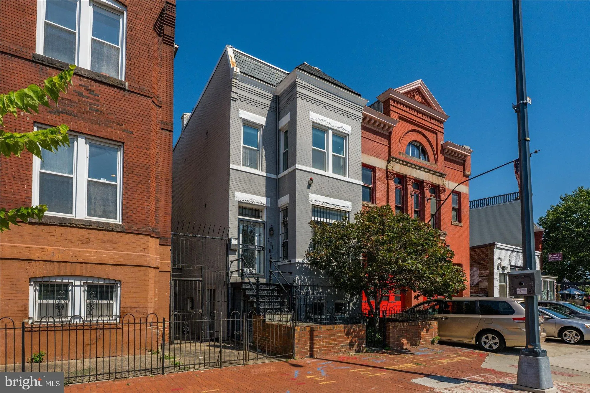221 M STREET, Washington, DC 20001