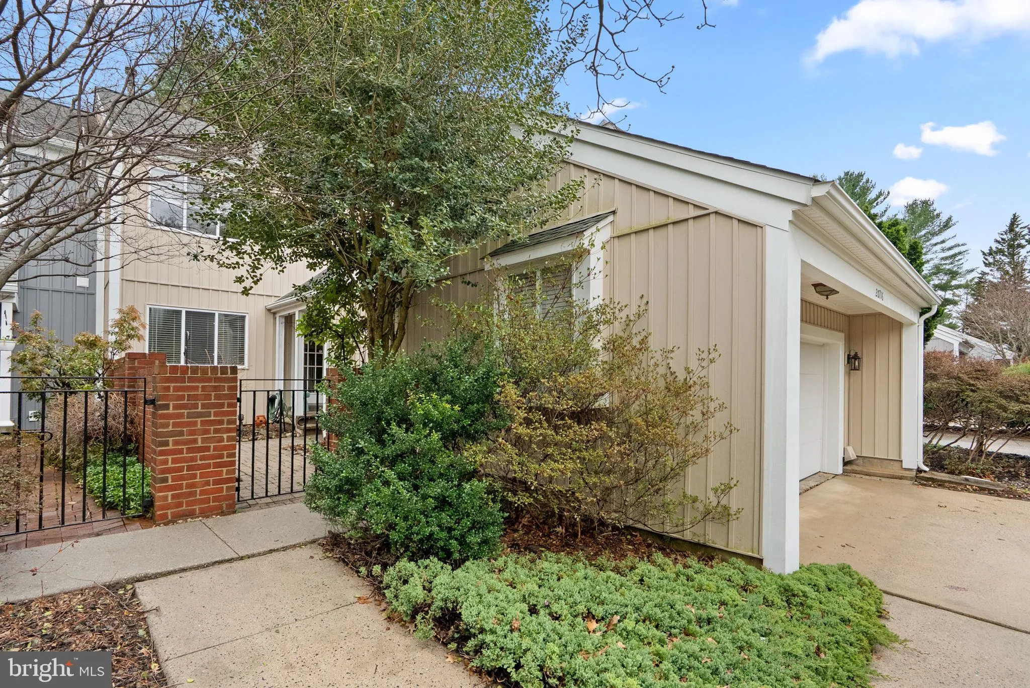 20716 HIGHLAND HALL DRIVE, Montgomery Village, MD 20886