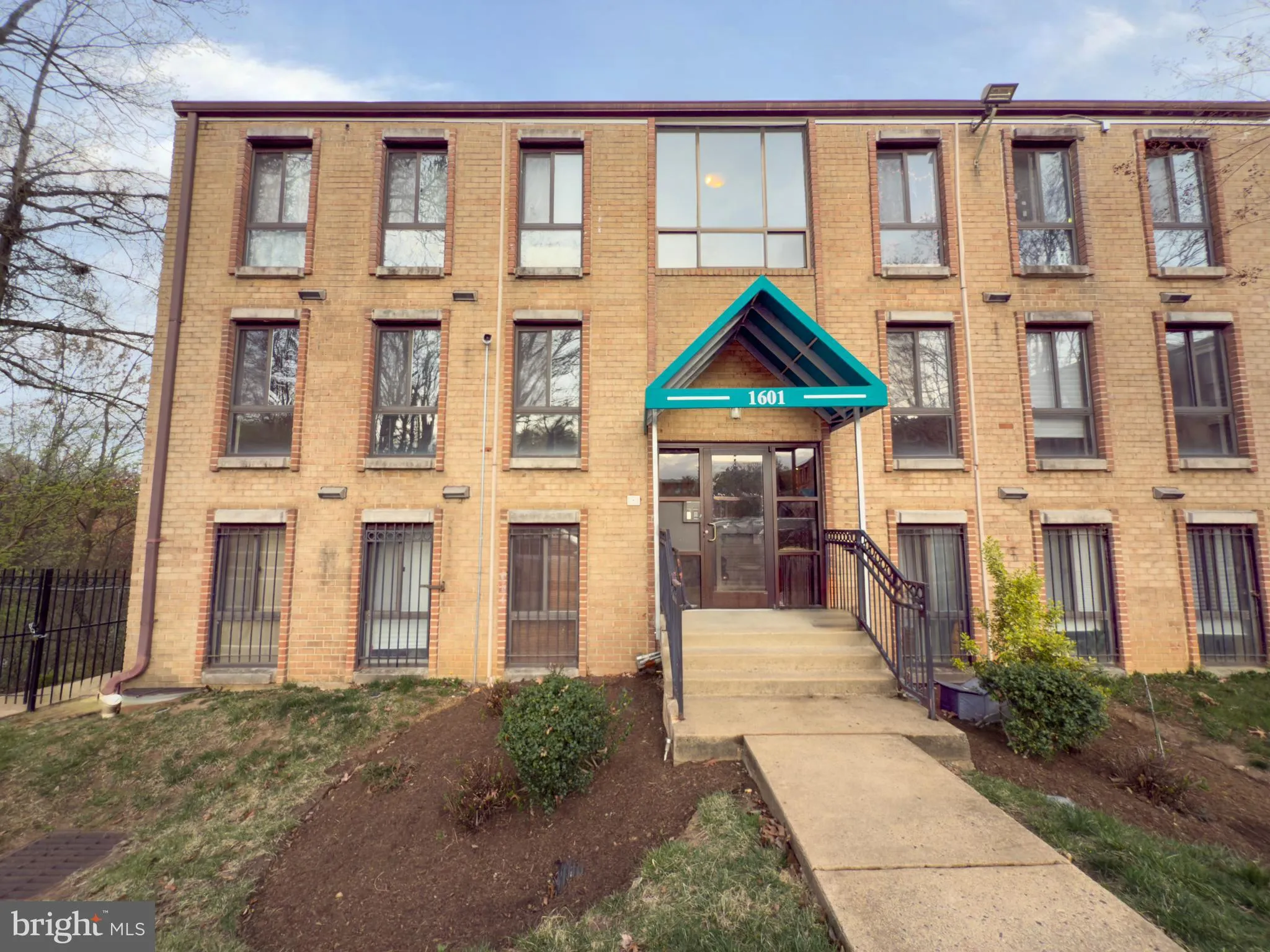 1601 GAINESVILLE STREET, Washington, DC 20020