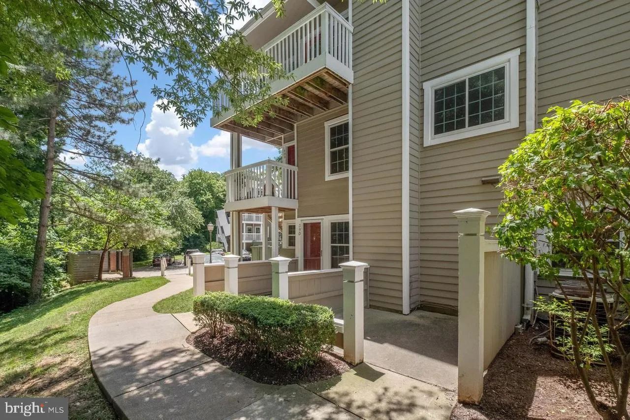 5804 INMAN PARK CIRCLE, North Bethesda, MD 20852