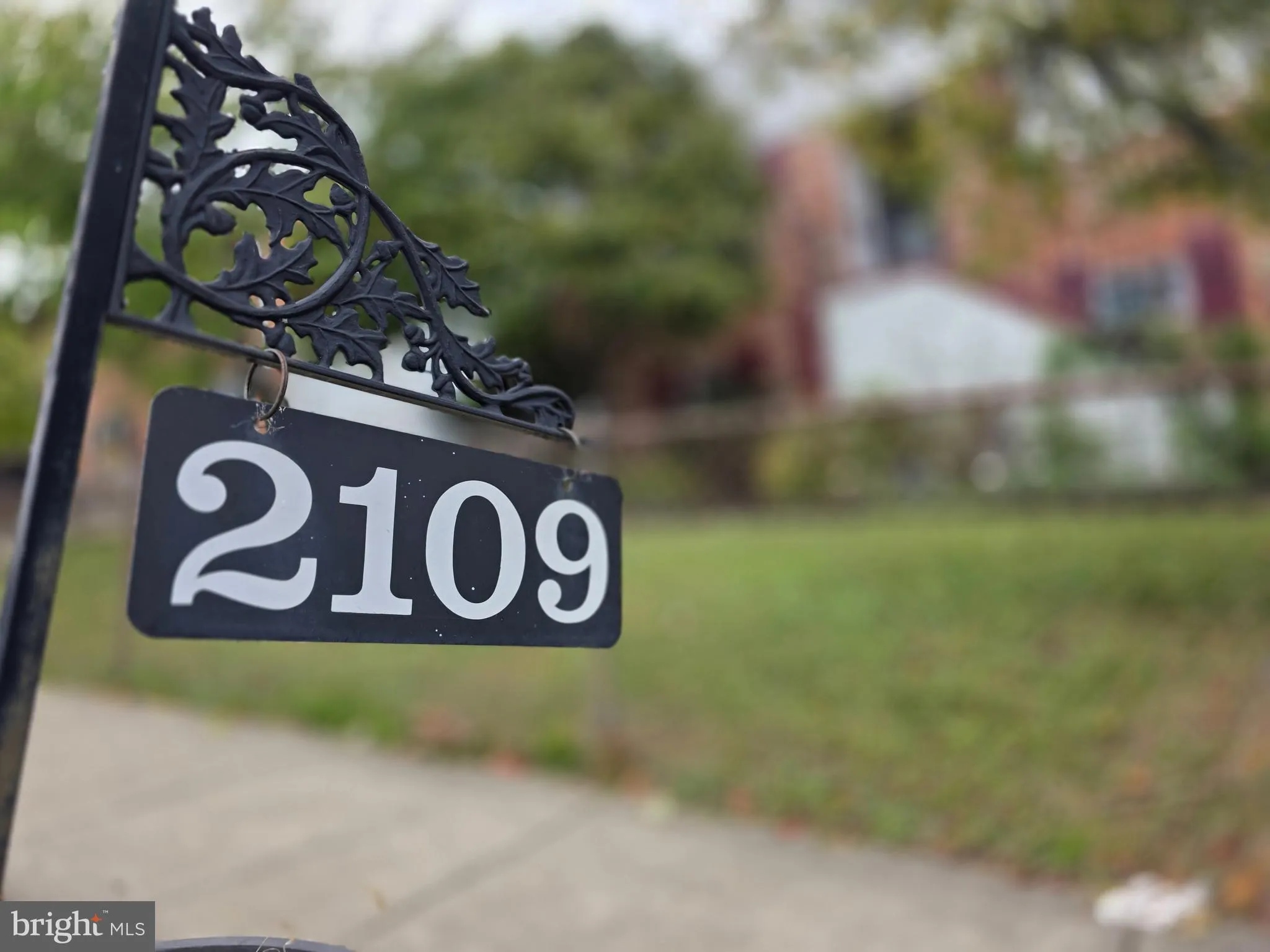 2109 LOWELL STREET, Arlington, VA 22204