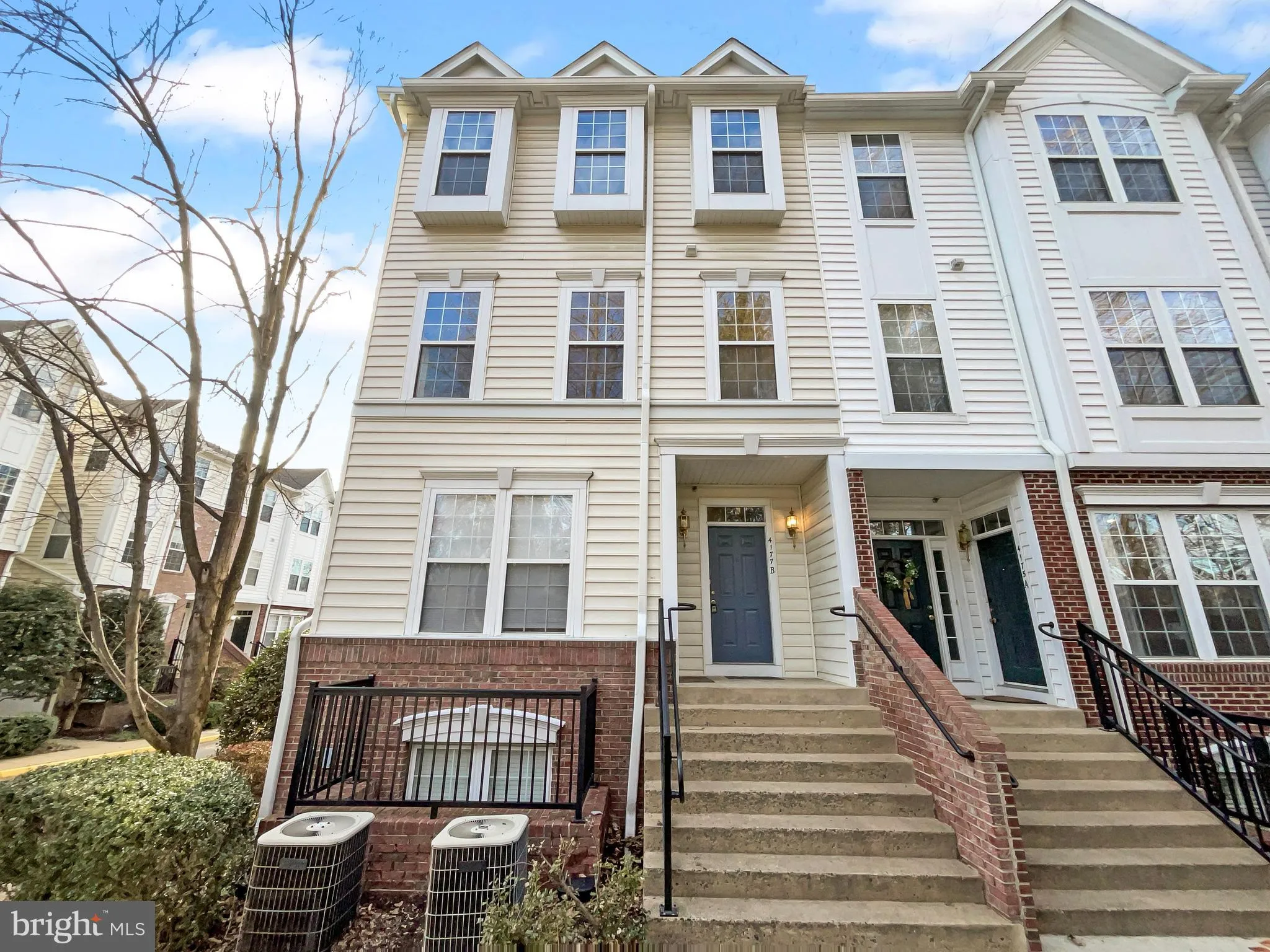 4177 LOCHLEVEN TRAIL, Fairfax, VA 22030