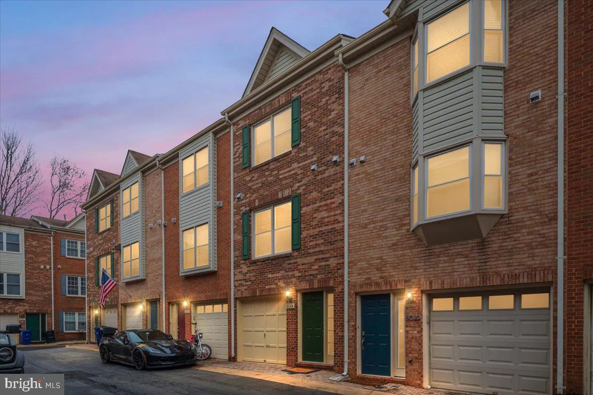 1802-E 9TH STREET, Arlington, VA 22204