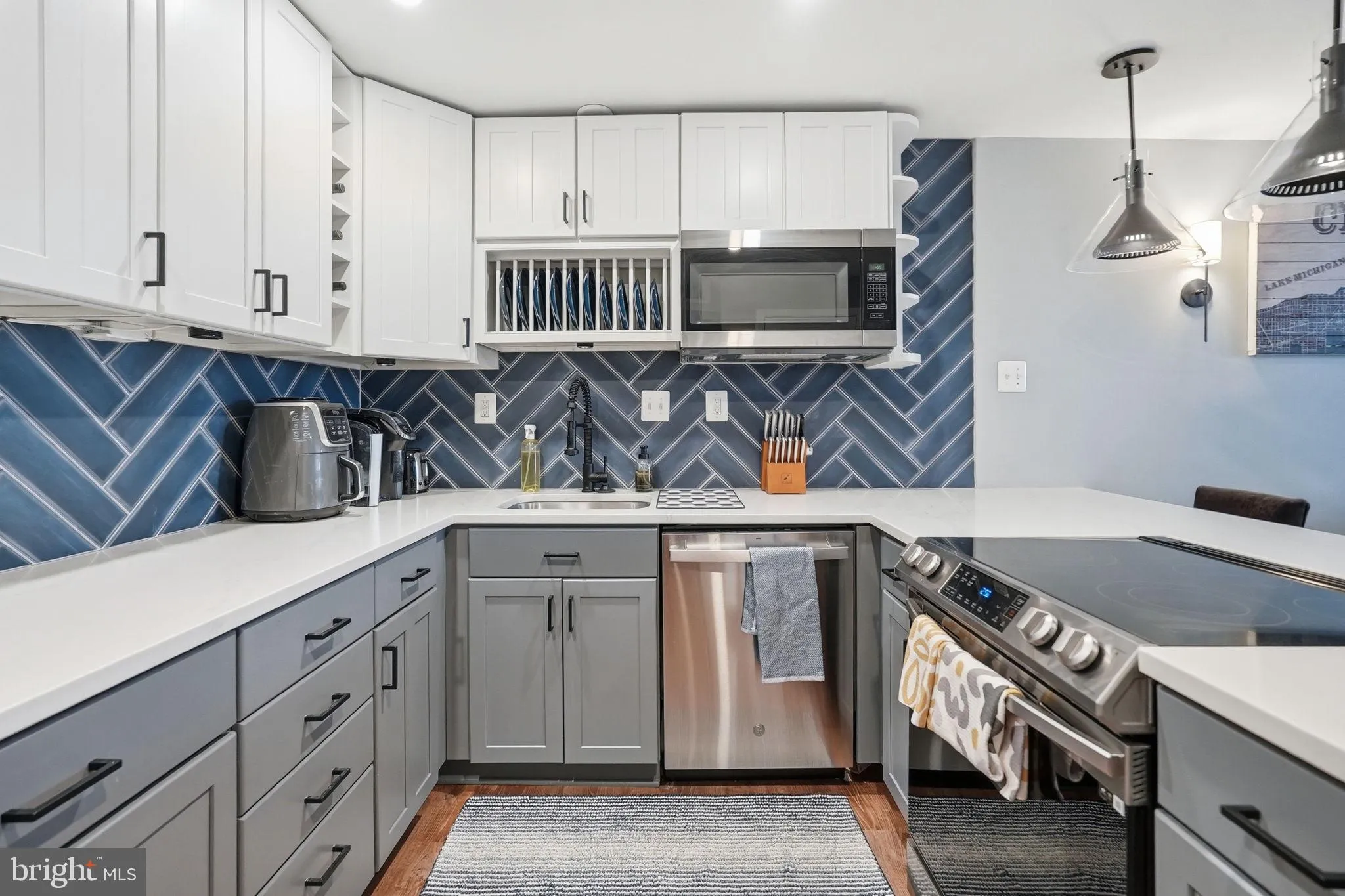1712 CORCORAN STREET, Washington, DC 20009