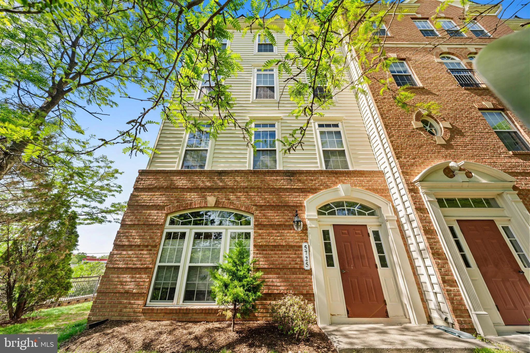 5725 CALLCOTT WAY, Alexandria, VA 22312