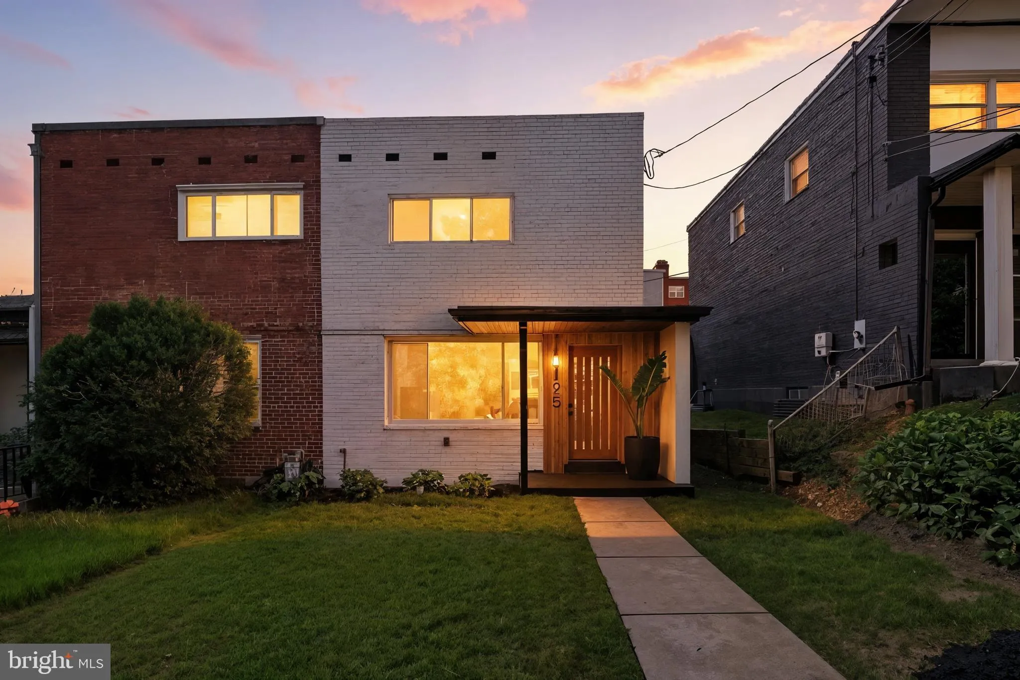 125 URELL PLACE, Washington, DC 20011