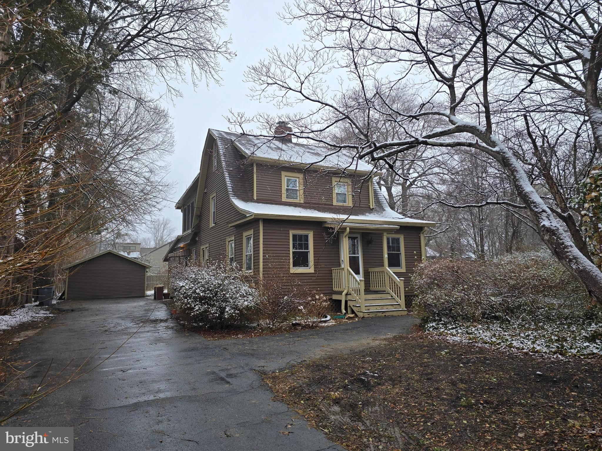 1616 CHAIN BRIDGE ROAD, Mclean, VA 22101