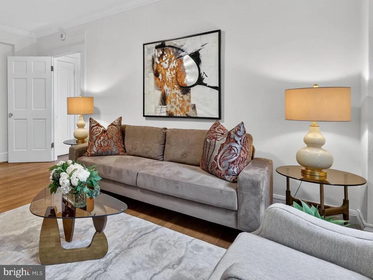 1915 16TH STREET, Washington, DC 20009