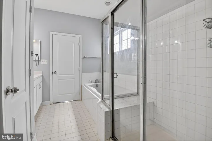 16942 Chesley Place, Woodbridge, VA 22191