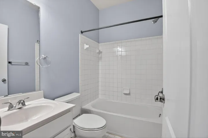 16942 Chesley Place, Woodbridge, VA 22191