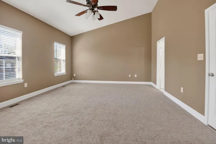 16942 Chesley Place, Woodbridge, VA 22191