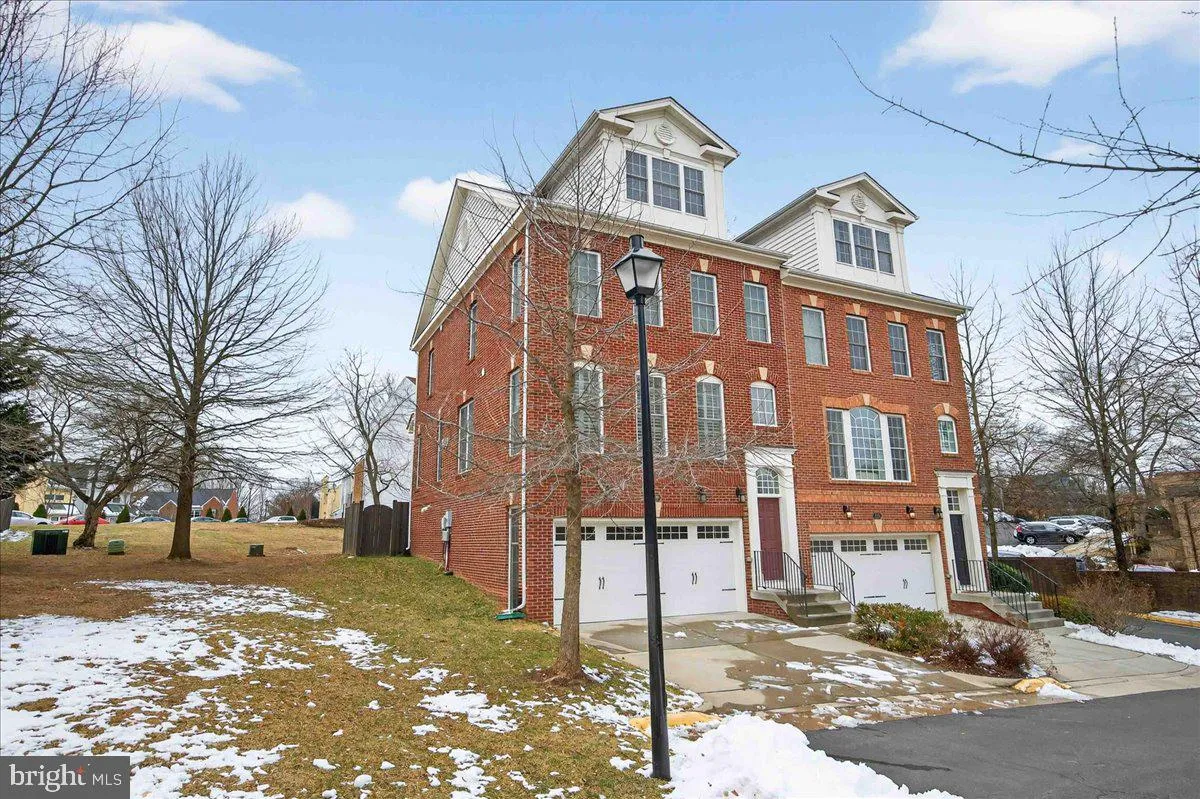 2081 HUTCHISON GROVE COURT, Falls Church, VA 22043
