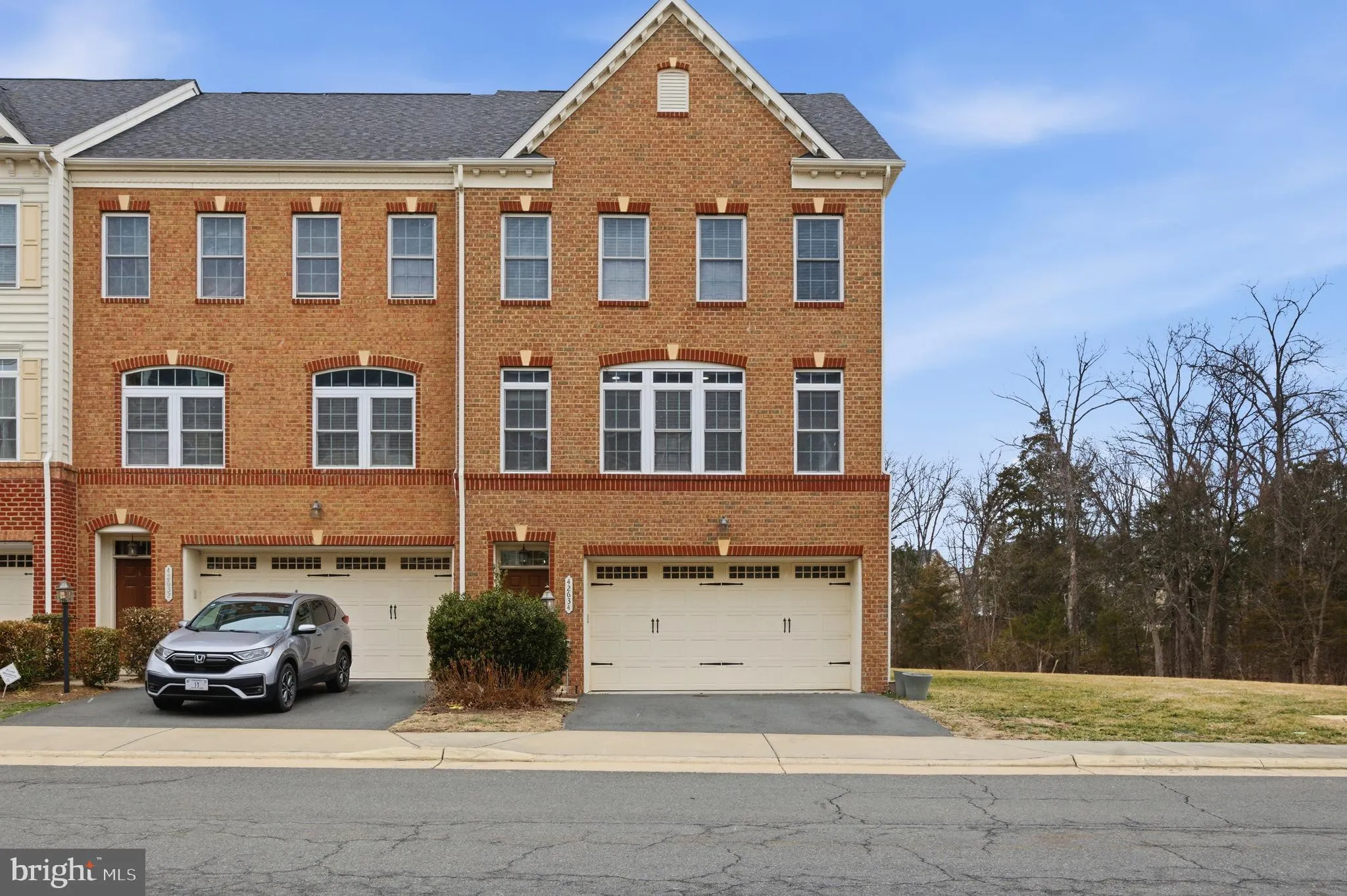 42634 OFFENHAM TERRACE, Chantilly, VA 20152