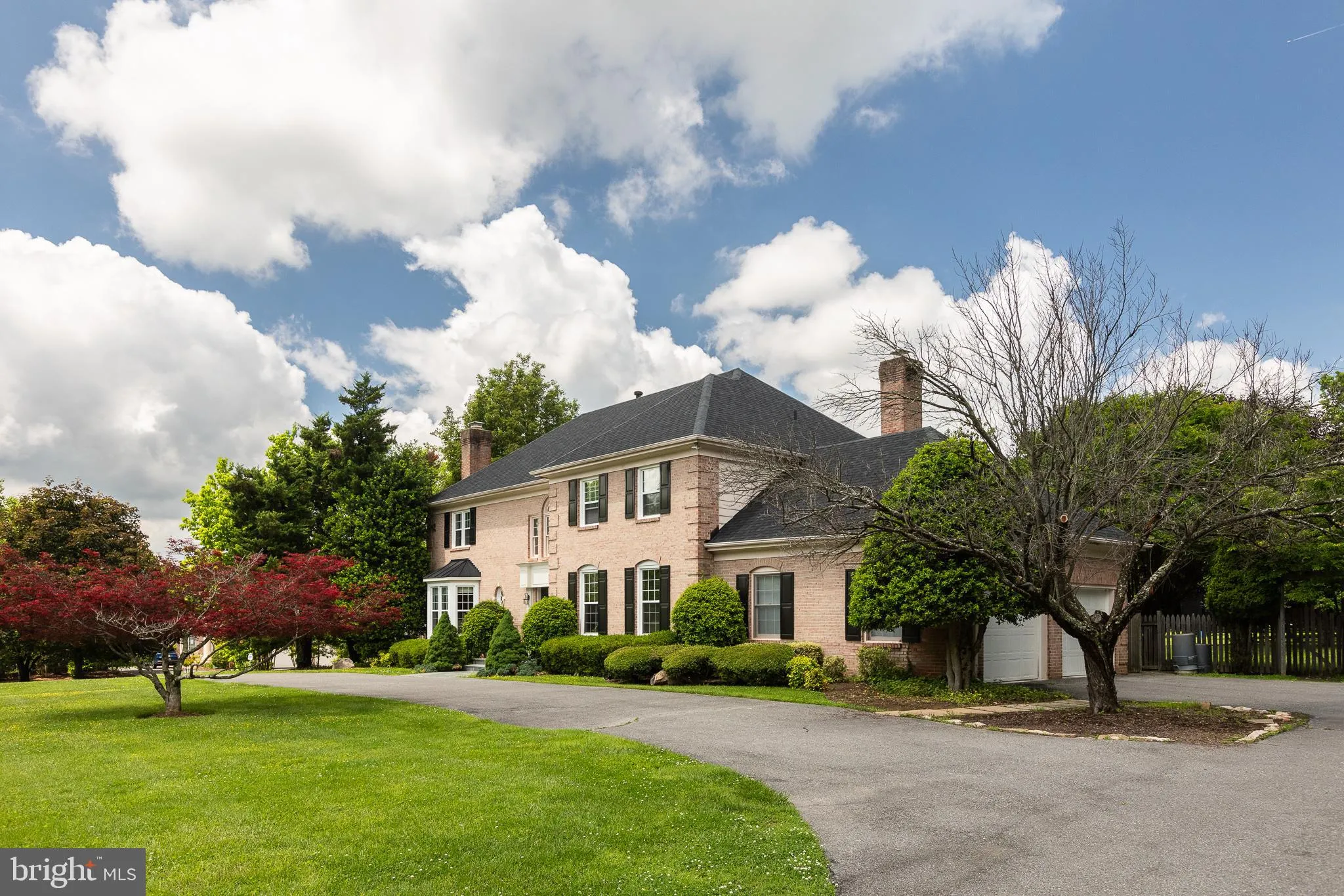 8809 SAUNDERS LANE, Bethesda, MD 20817
