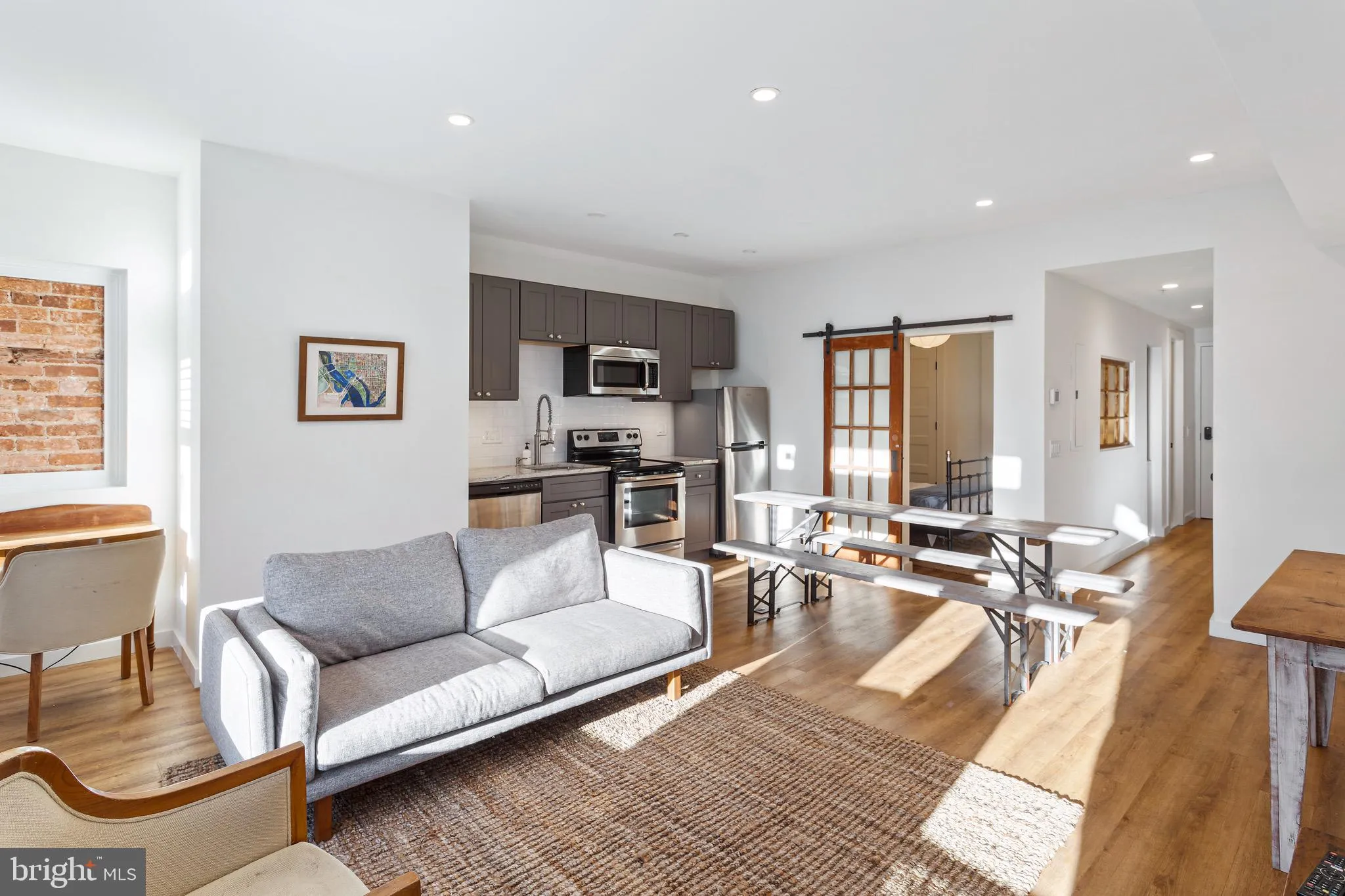 2465 18TH STREET, Washington, DC 20009