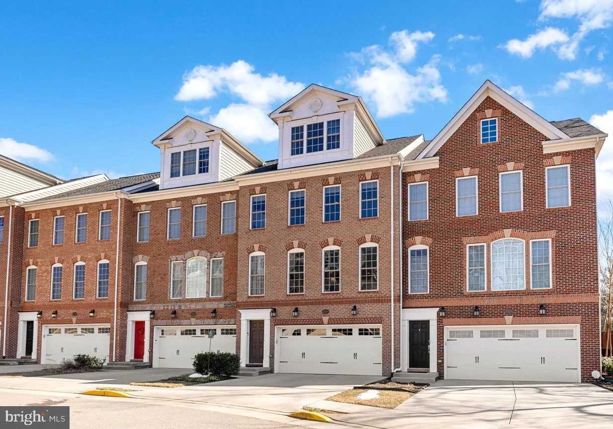 7897 CARBONDALE WAY, Springfield, VA 22153