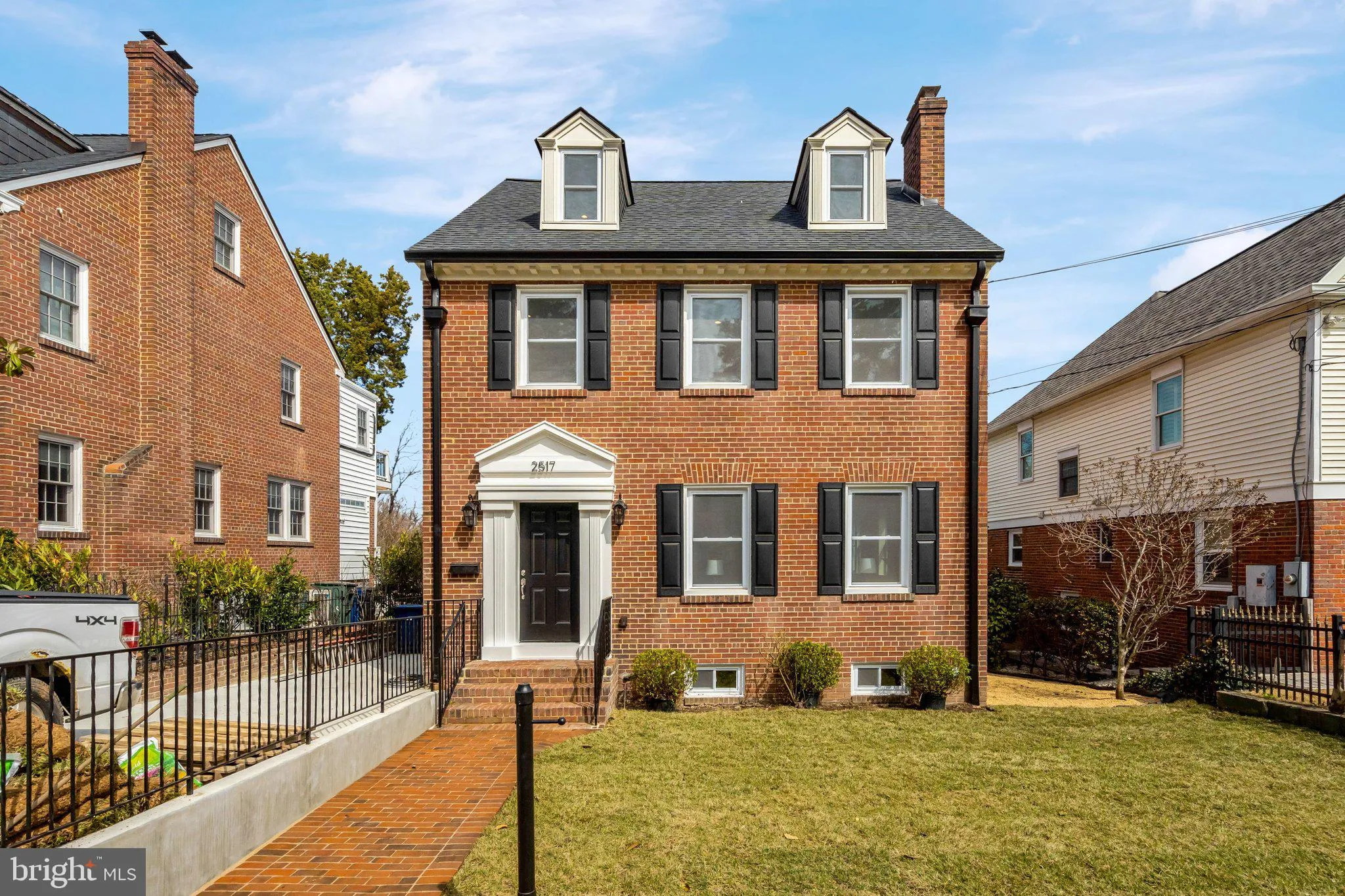 2517 KING STREET, Alexandria, VA 22301