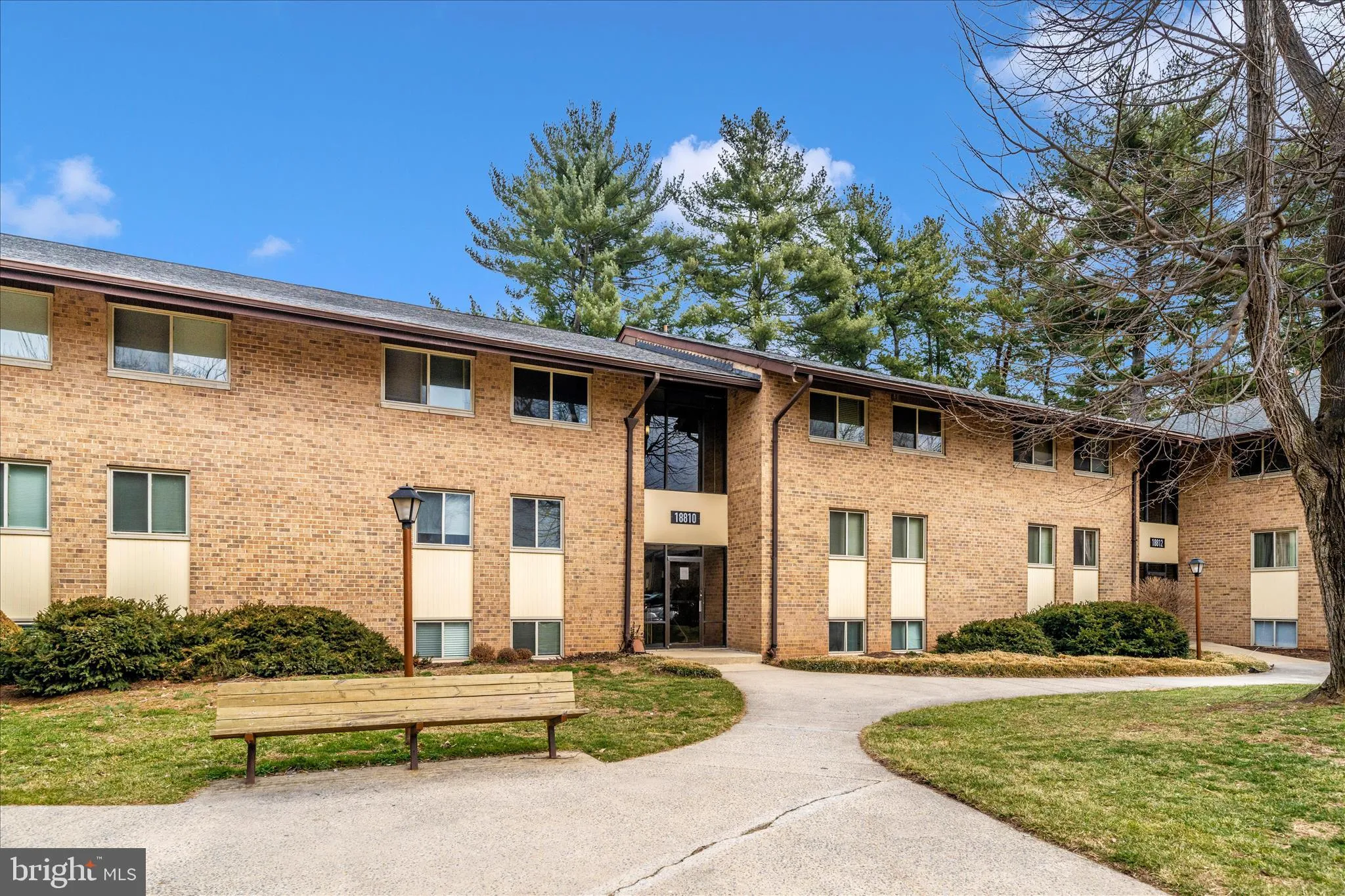 18810 WALKERS CHOICE ROAD, Gaithersburg, MD 20886