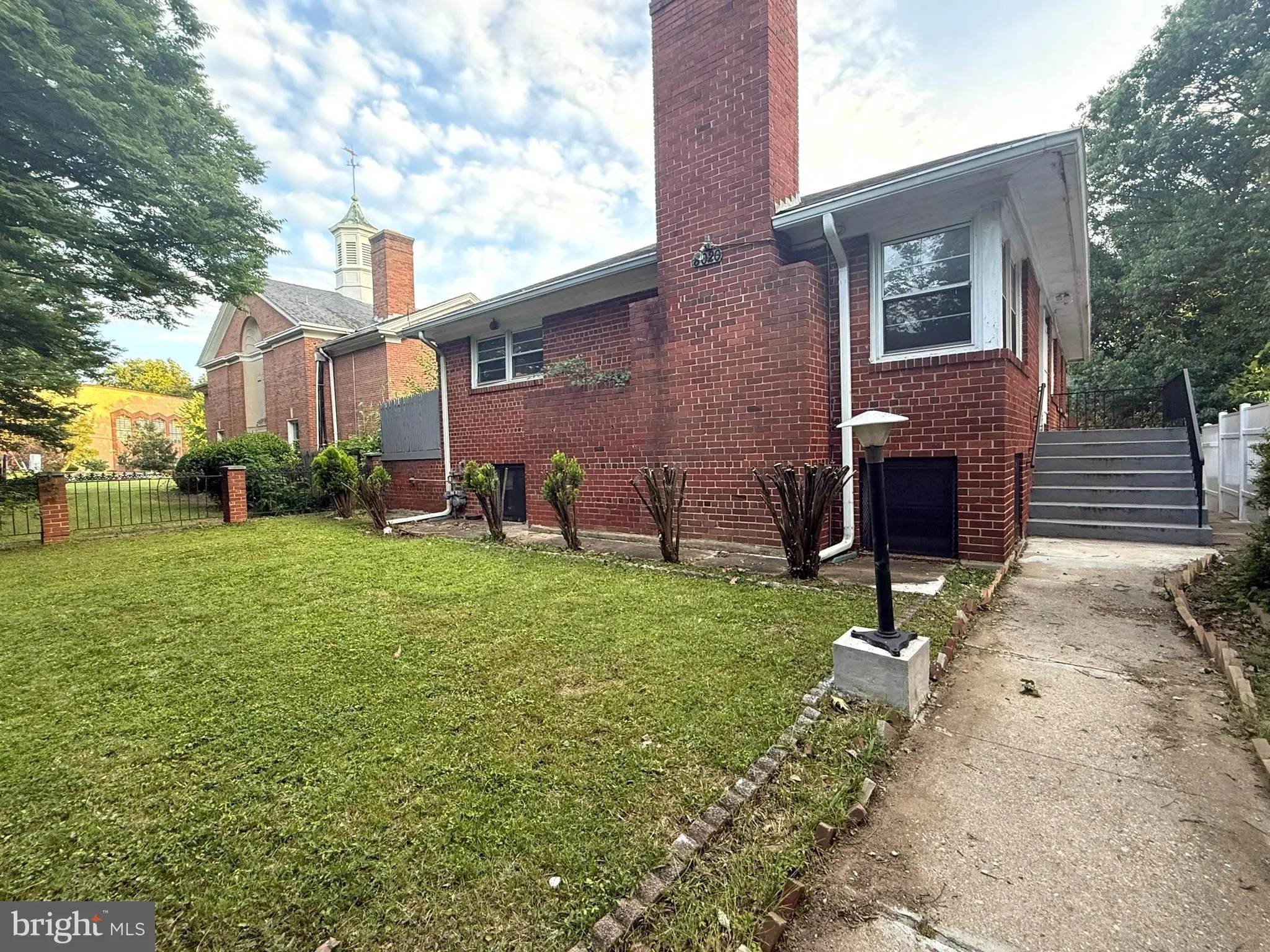 8020 EASTERN AVENUE, Washington, DC 20012