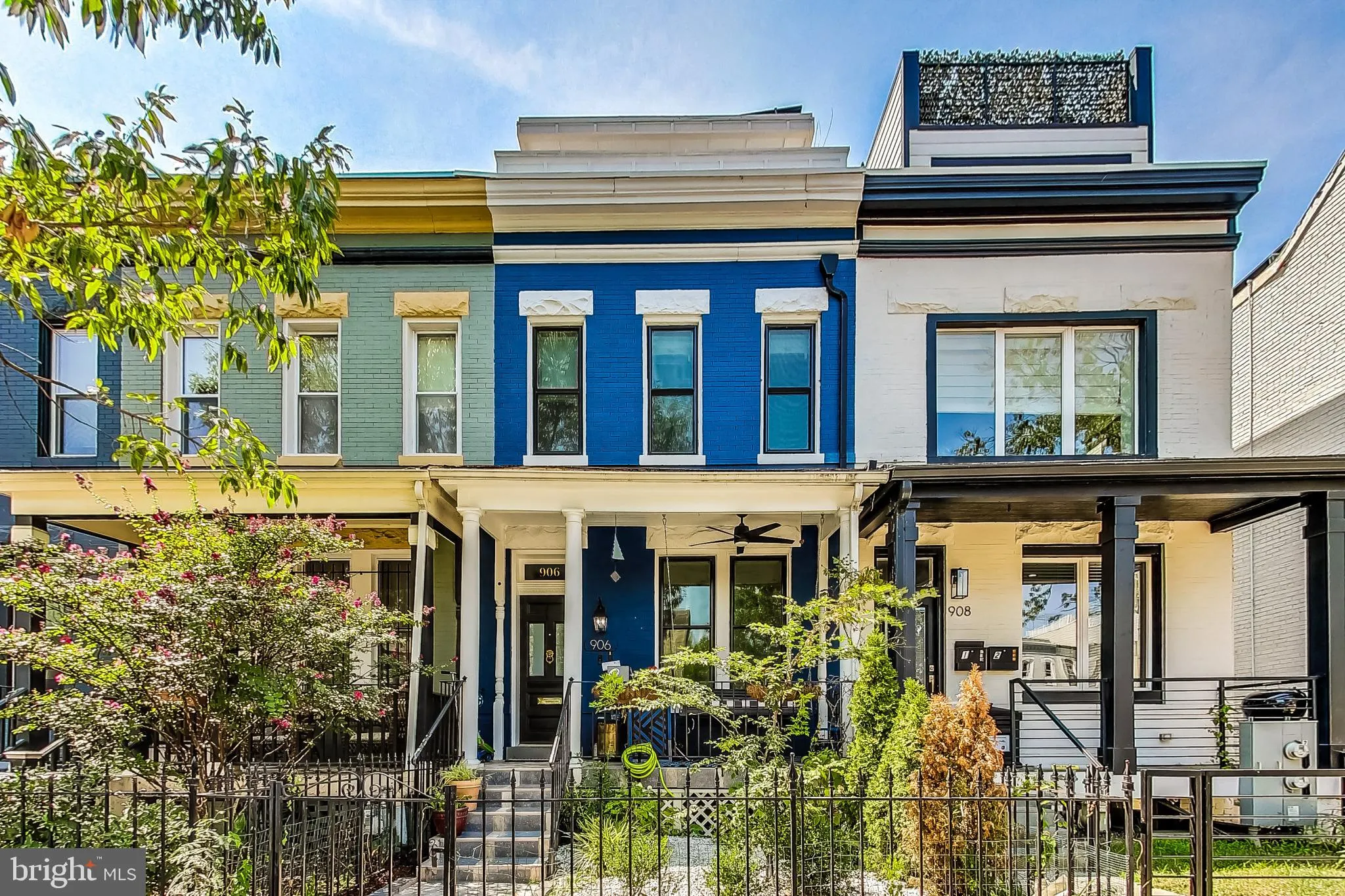 906 8TH STREET, Washington, DC 20002