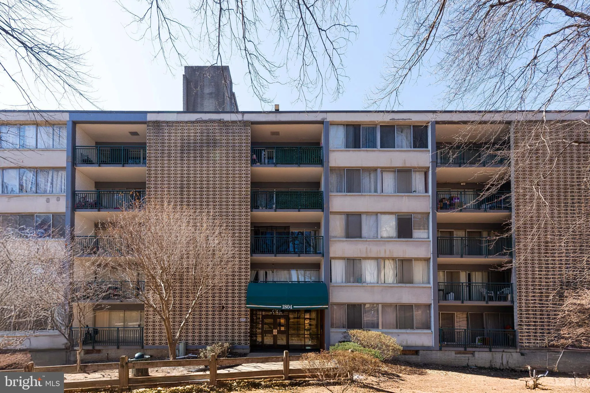 1804 METZEROTT, Hyattsville, MD 20783