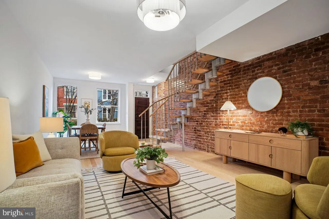 1227 DUNCAN PLACE, Washington, DC 20002