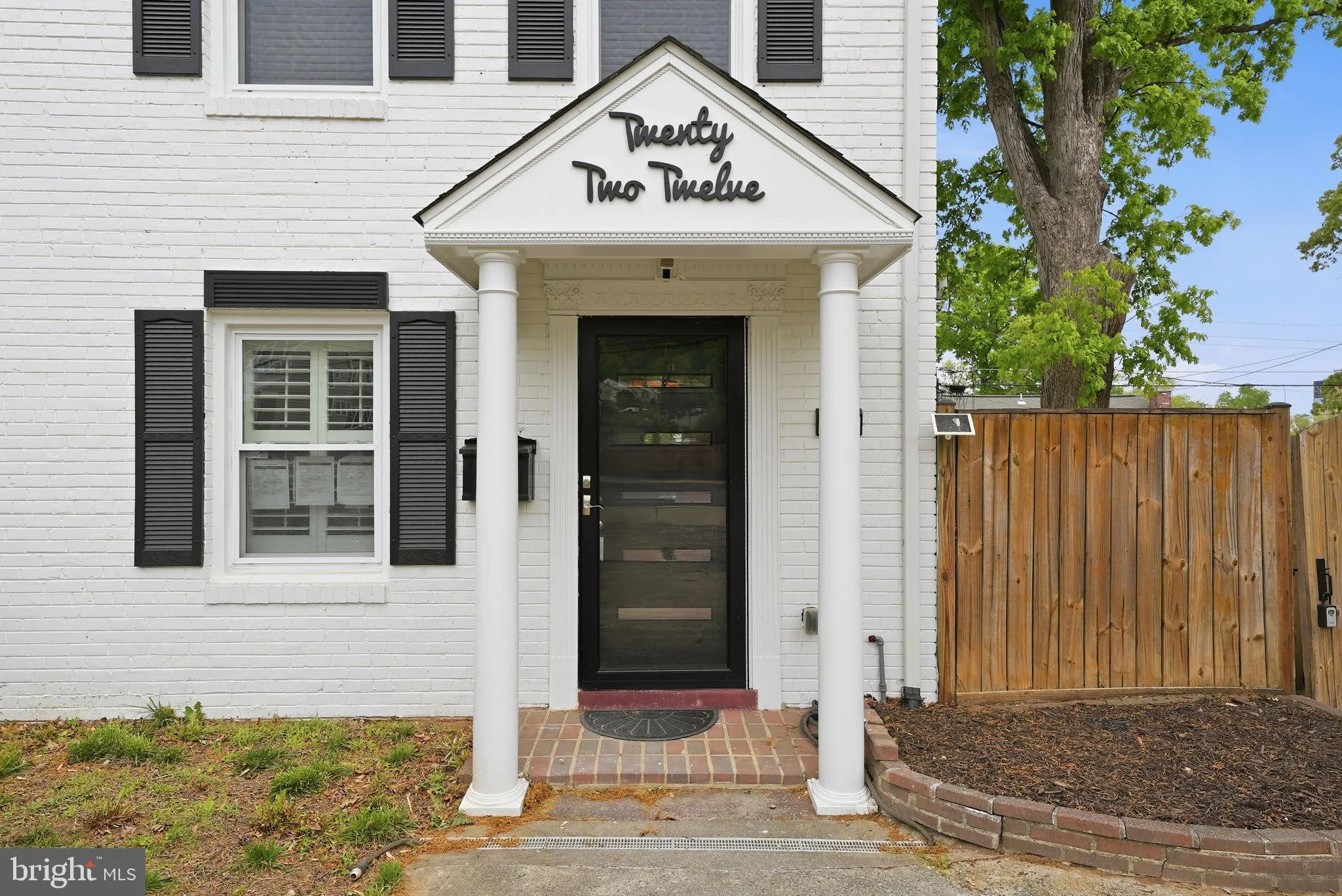 2212 HUNTINGTON AVENUE, Alexandria, VA 22303