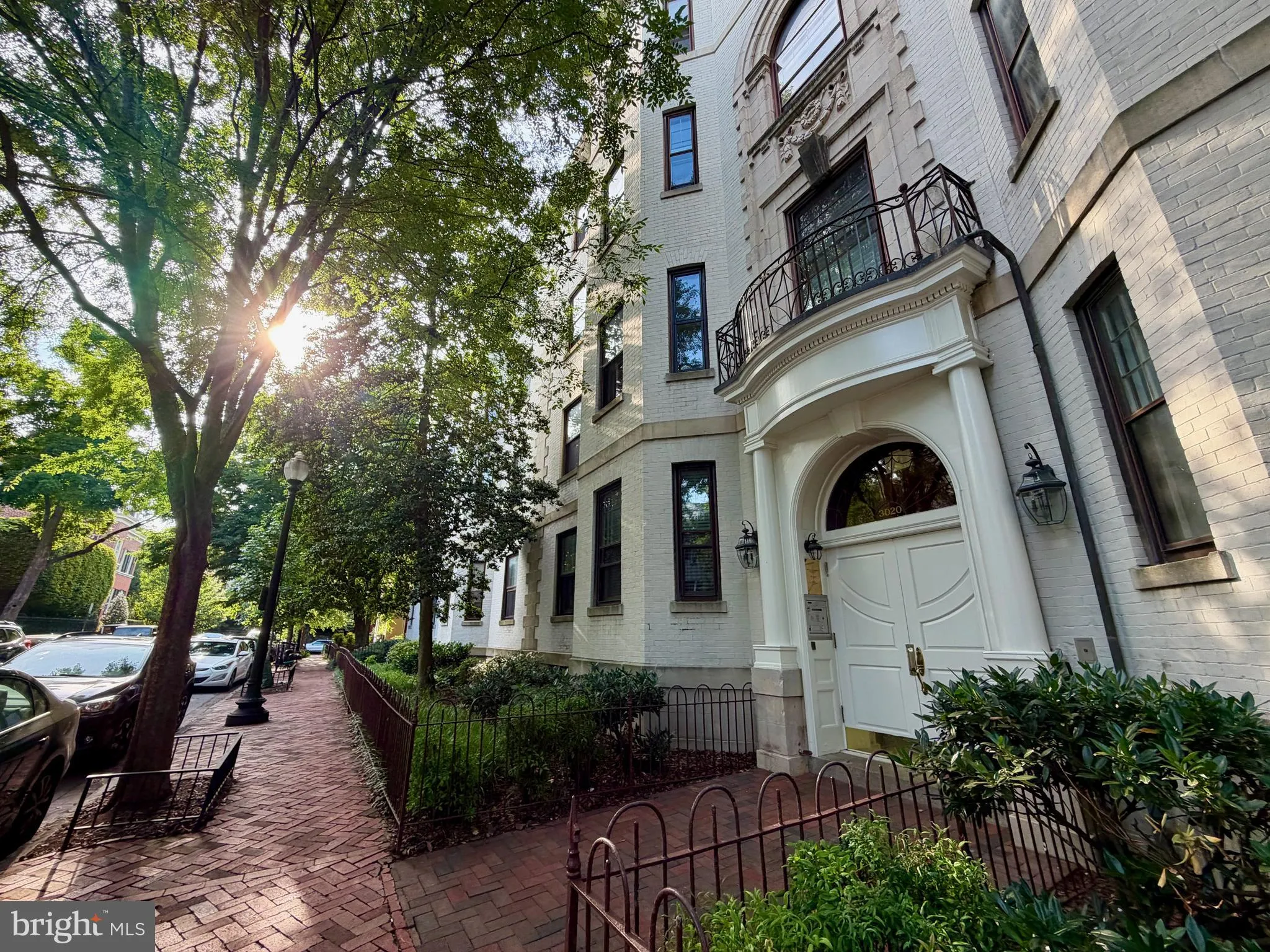 3020 DENT PLACE, Washington, DC 20007
