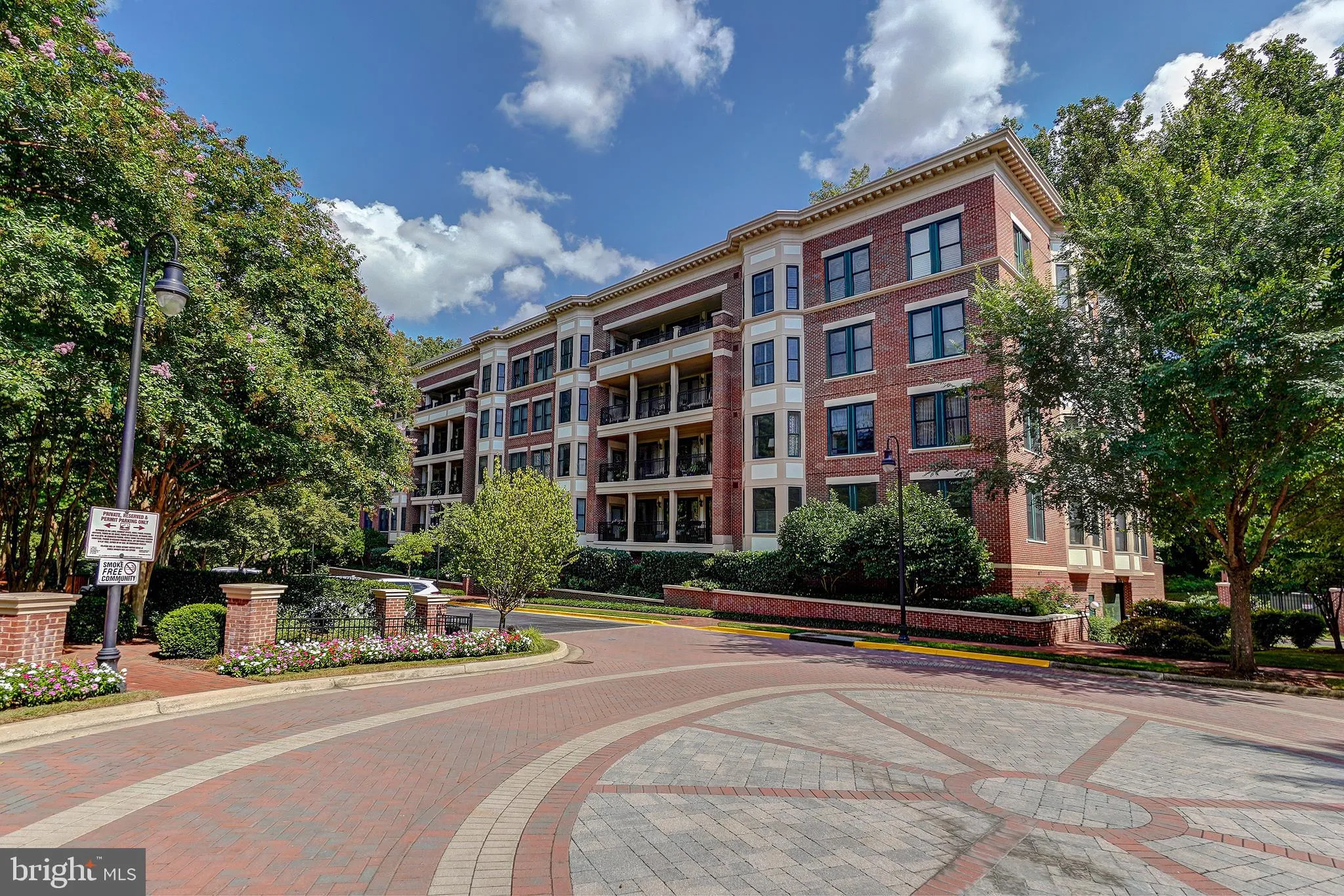 10401 STRATHMORE PARK, North Bethesda, MD 20852