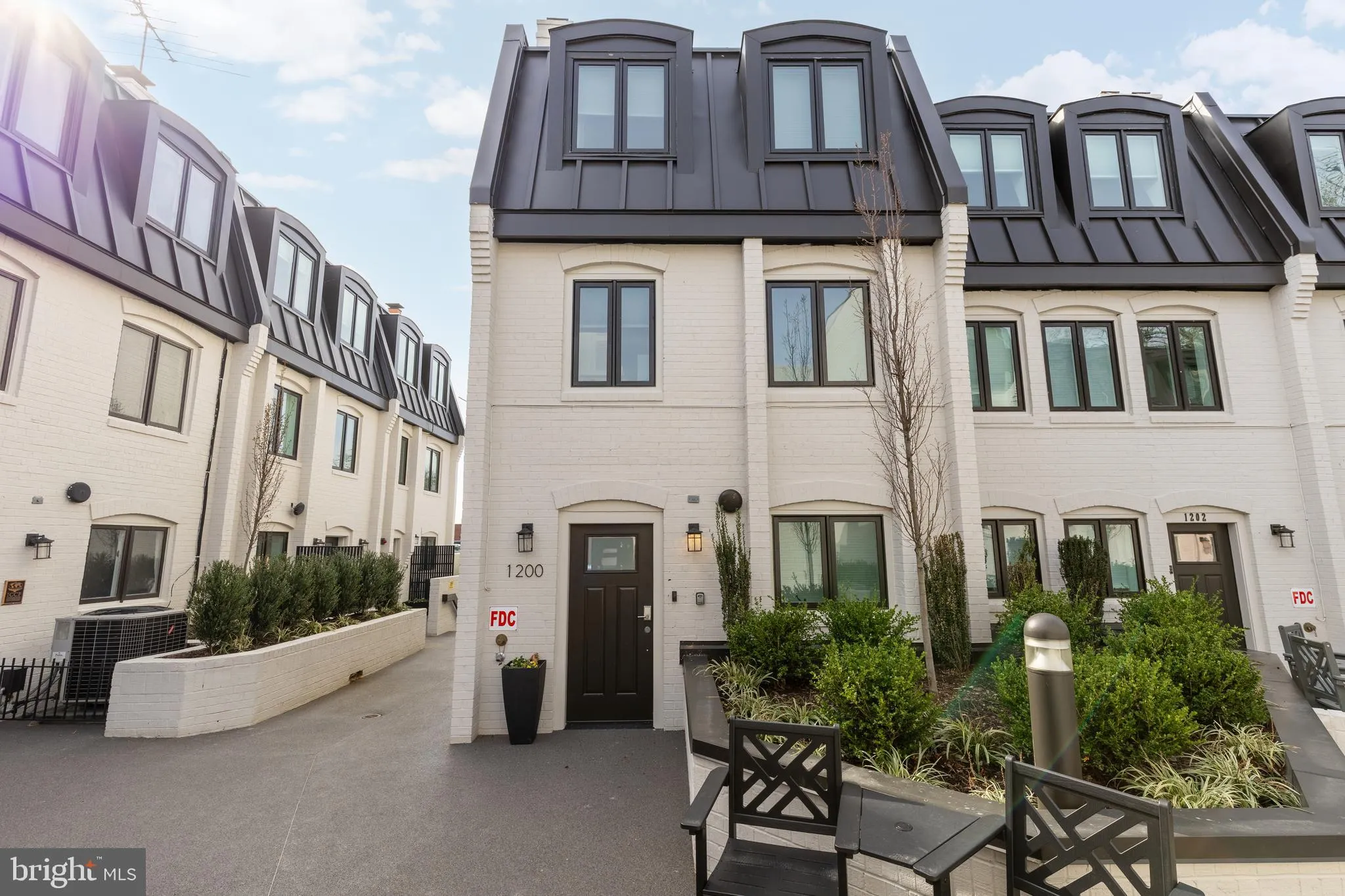 1204 ETON COURT, Washington, DC 20007