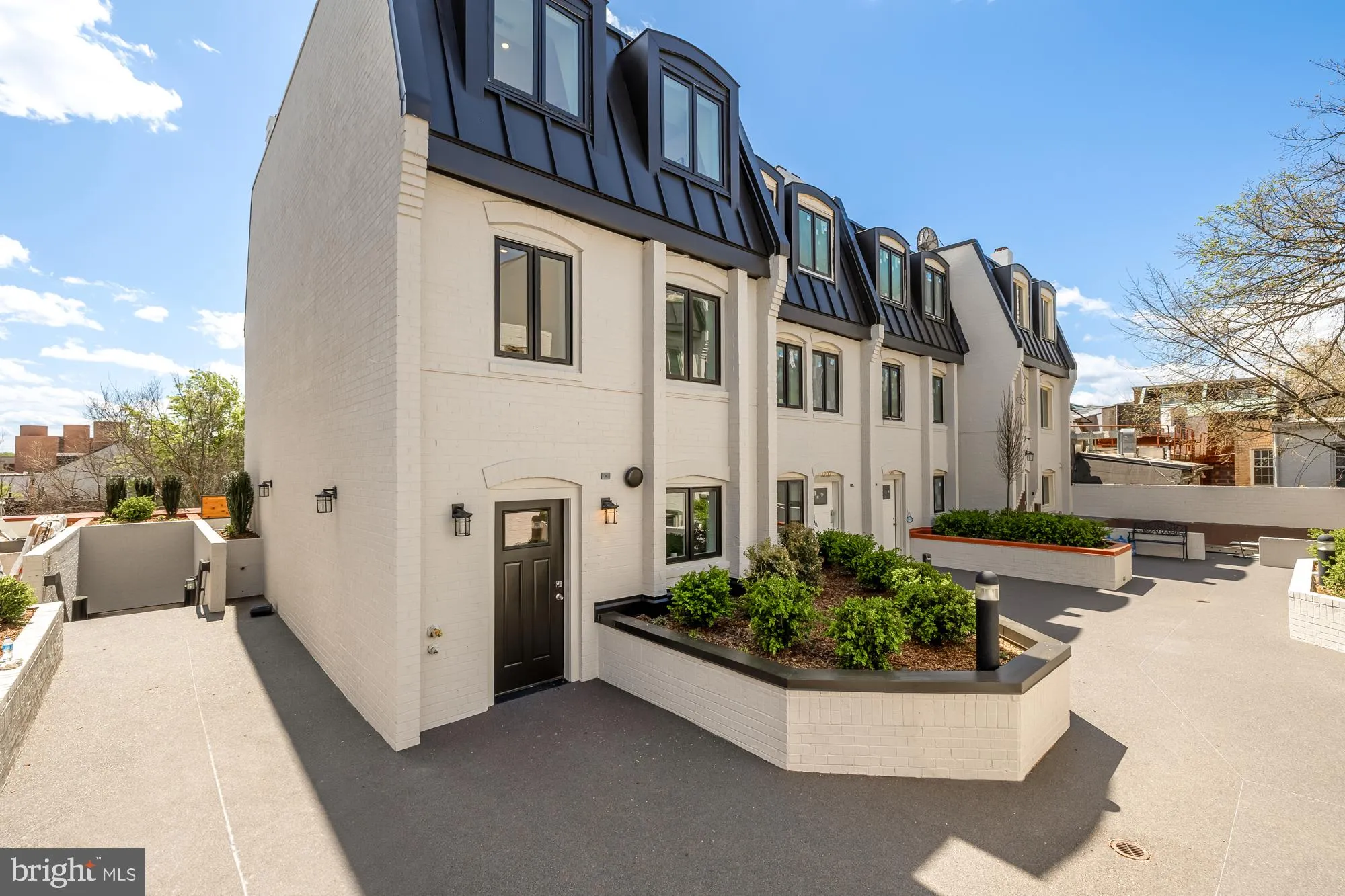 1202 ETON COURT, Washington, DC 20007