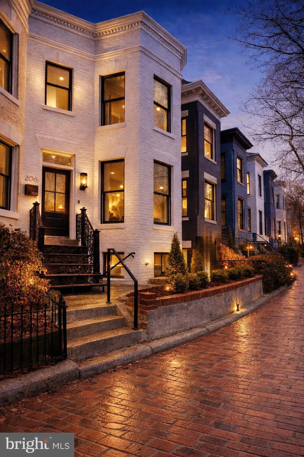 206 10TH STREET, Washington, DC 20002