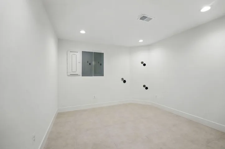 3857 Pinewood Ter, Falls Church, Virginia 22041
