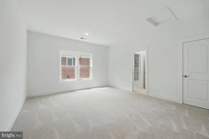 3857 Pinewood Ter, Falls Church, Virginia 22041