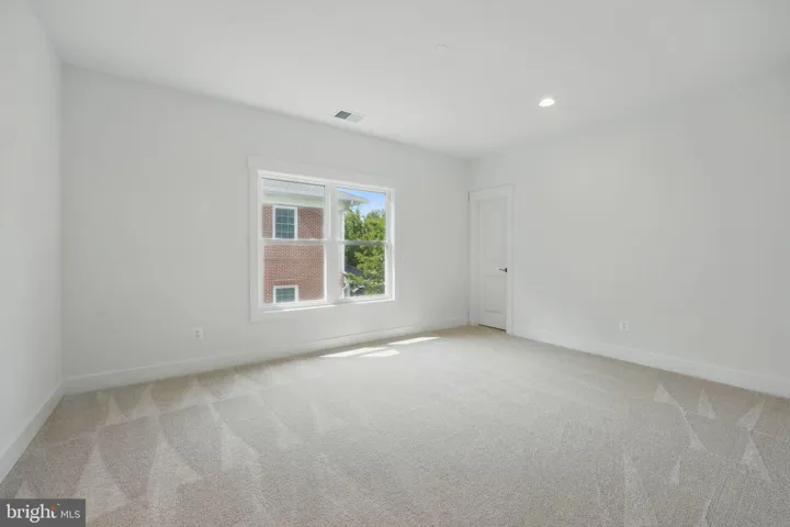 3857 Pinewood Ter, Falls Church, Virginia 22041