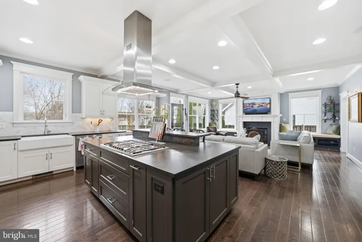 510 Anne Street, Falls Church, VA 22046