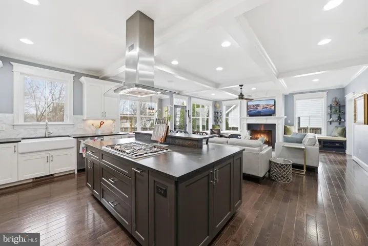 510 Anne Street, Falls Church, VA 22046