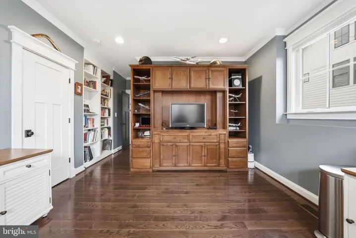 510 Anne Street, Falls Church, VA 22046