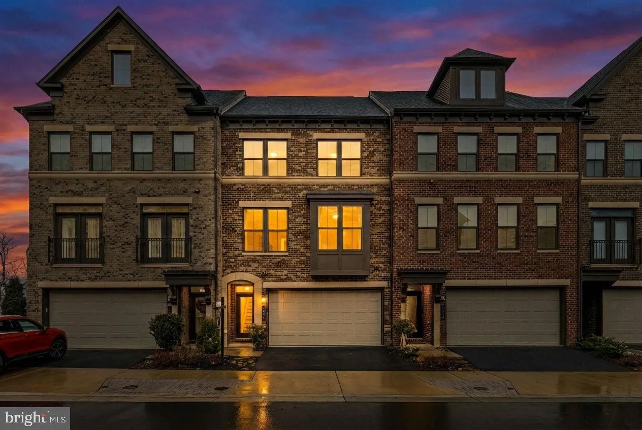 22296 CORNERSTONE CROSSING TERRACE, Ashburn, VA 20148