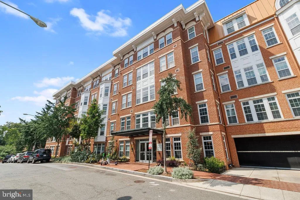 1451 BELMONT STREET, Washington, DC 20009