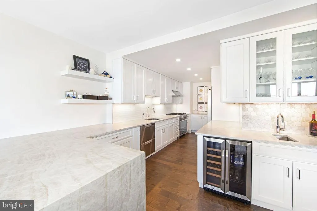 2700 VIRGINIA AVENUE, Washington, DC 20037