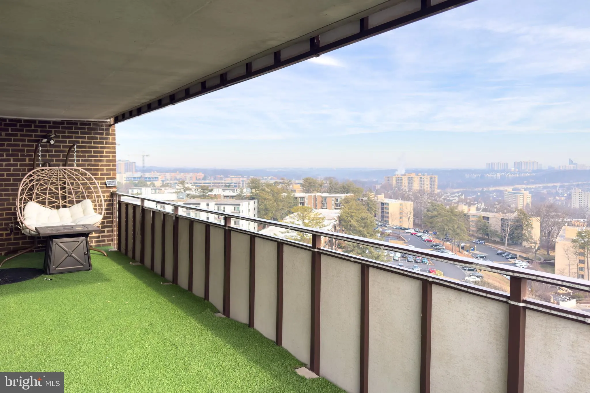 250 REYNOLDS STREET, Alexandria, VA 22304