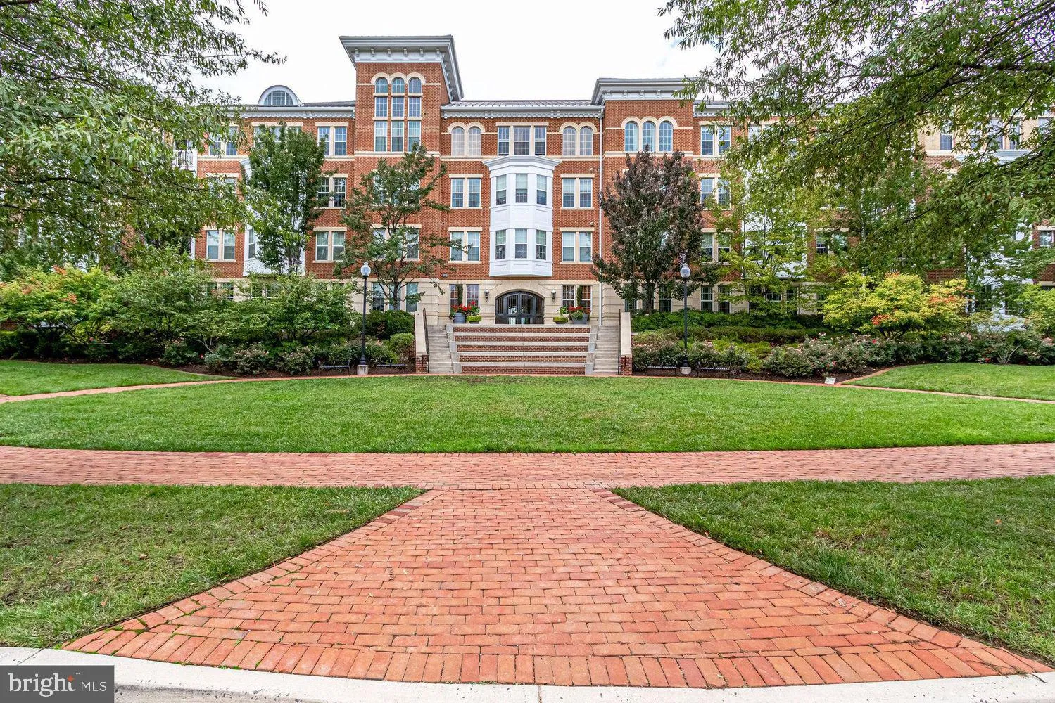 400 CAMERON STATION BOULEVARD, Alexandria, VA 22304