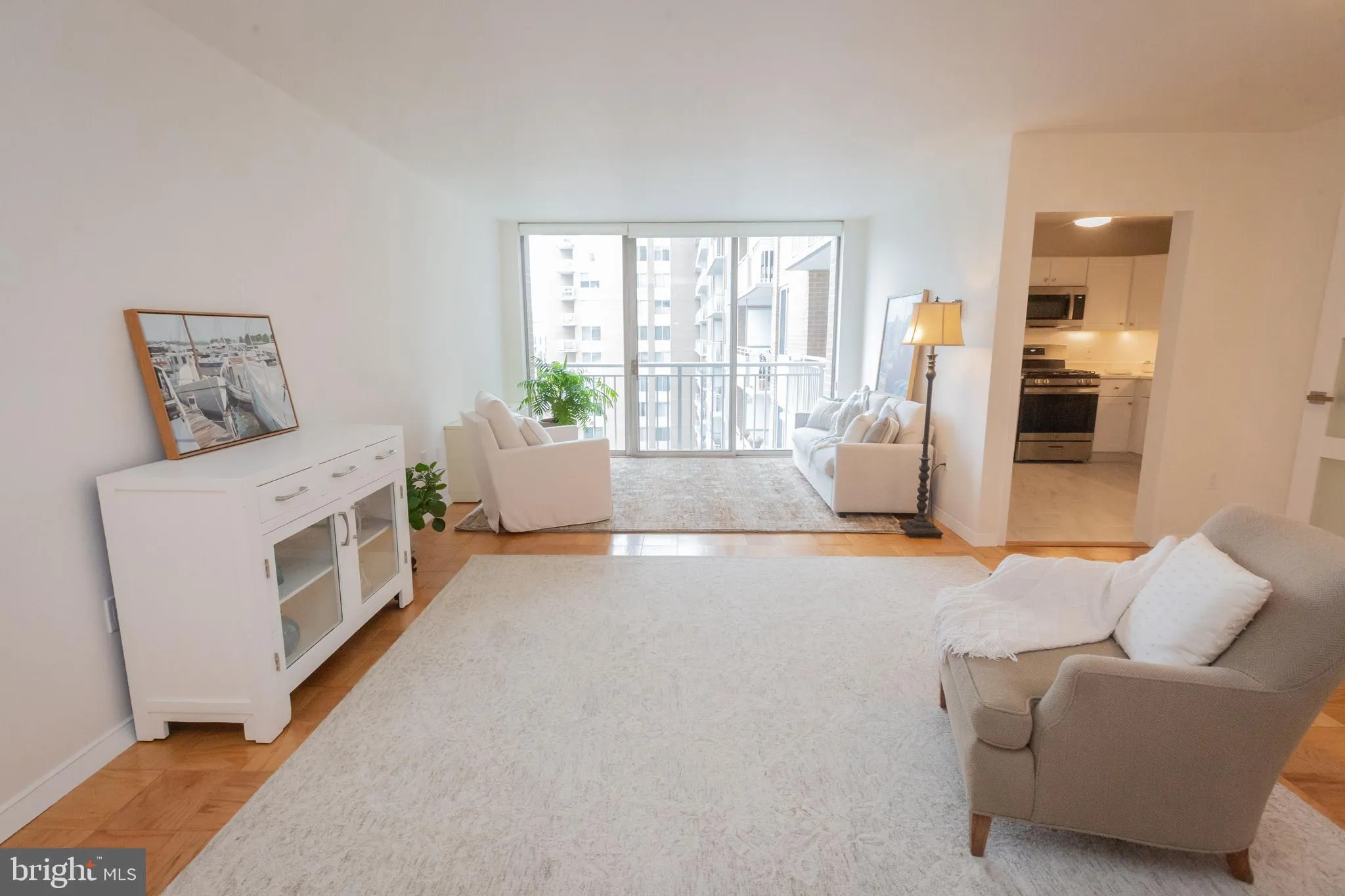 3001 VEAZEY TERRACE, Washington, DC 20008