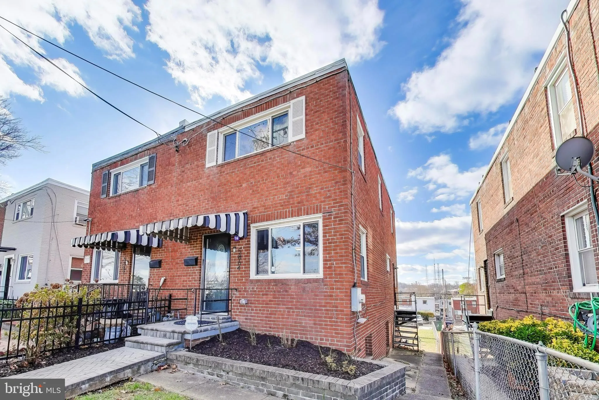 5864 EASTERN AVENUE, Washington, DC 20011