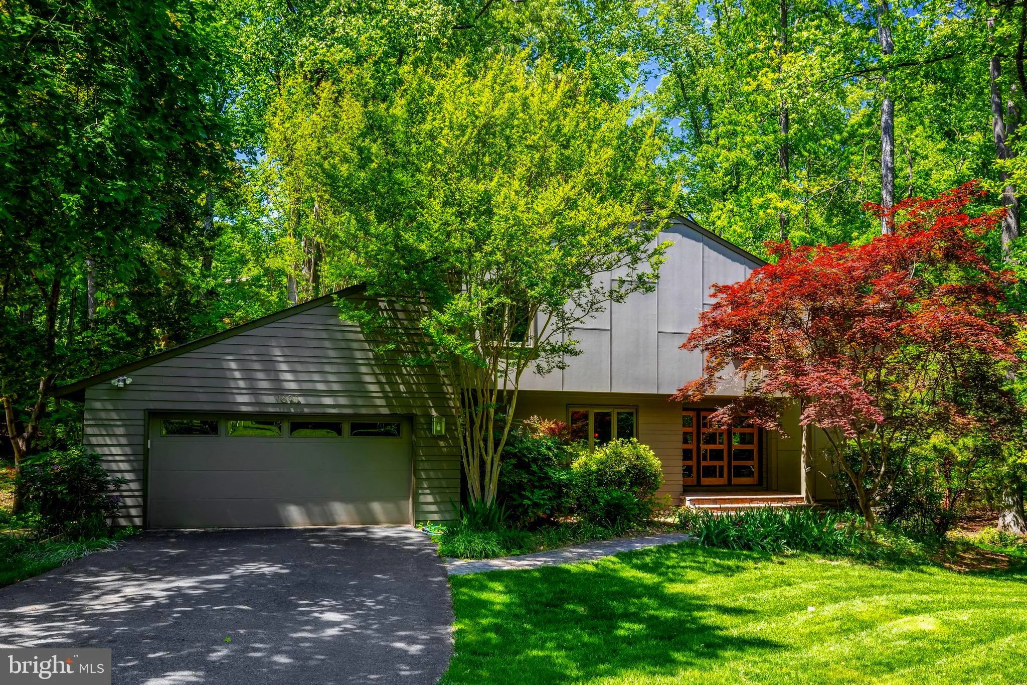 11698 FOX GLEN DRIVE, Oakton, VA 22124